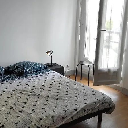 Entier 77 M2 * Granville