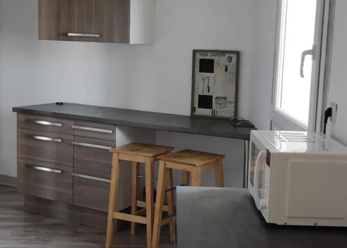 Entier 77 M2 Apartment