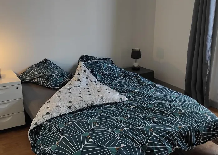 Entier 77 M2 Apartment