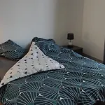 Entier 77 M2 Apartment